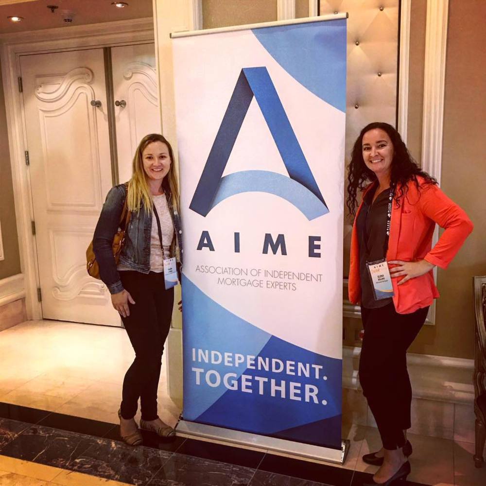 Meet your Posher, Elena